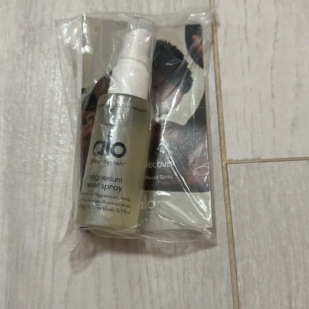 Alo yoga magnesium spray NWT